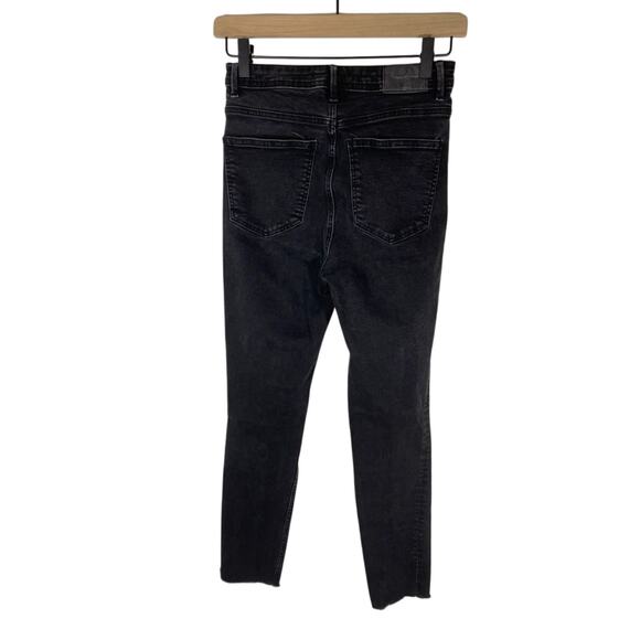 Zara Trafluc High Rise Raw Hem Black Skinny Jeans SZ 6 Casual Emo Grunge Goth - Picture 4 of 5